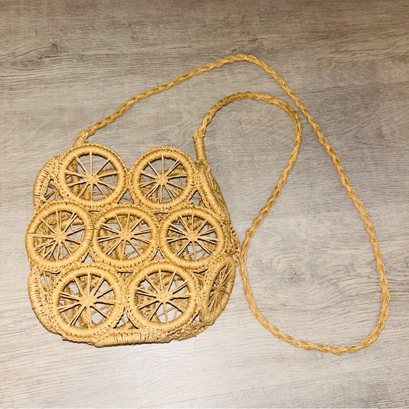 WICKER Woven Lemon Orange Geometric Unique Shoulder Bag Gathering Basket Decor - Picture 2 of 8